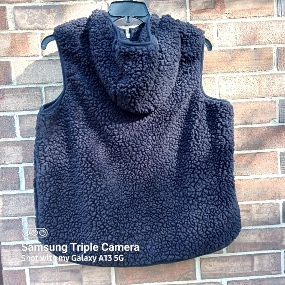 Weatherproof XXL sherpa vest.